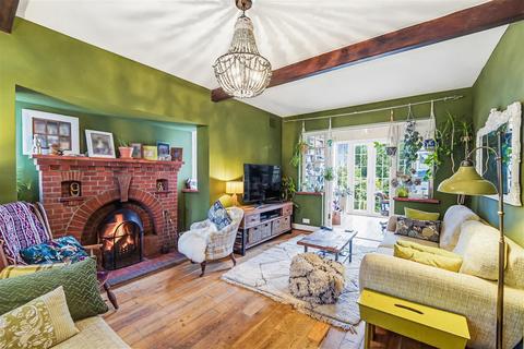 undefined, Beacon Way, Banstead