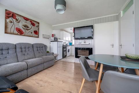 2 bedroom chalet for sale, Newport Road, Hemsby