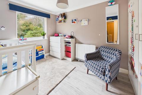 undefined, Austin Close, Coulsdon CR5