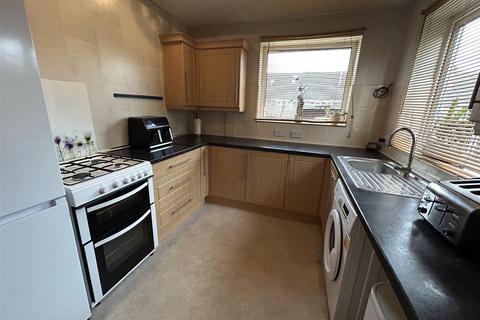 3 bedroom semi-detached bungalow for sale, Oaklands, Gilberdyke, Brough