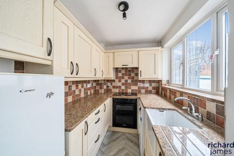 3 bedroom terraced house for sale, Washpool, Swindon SN5 3PN