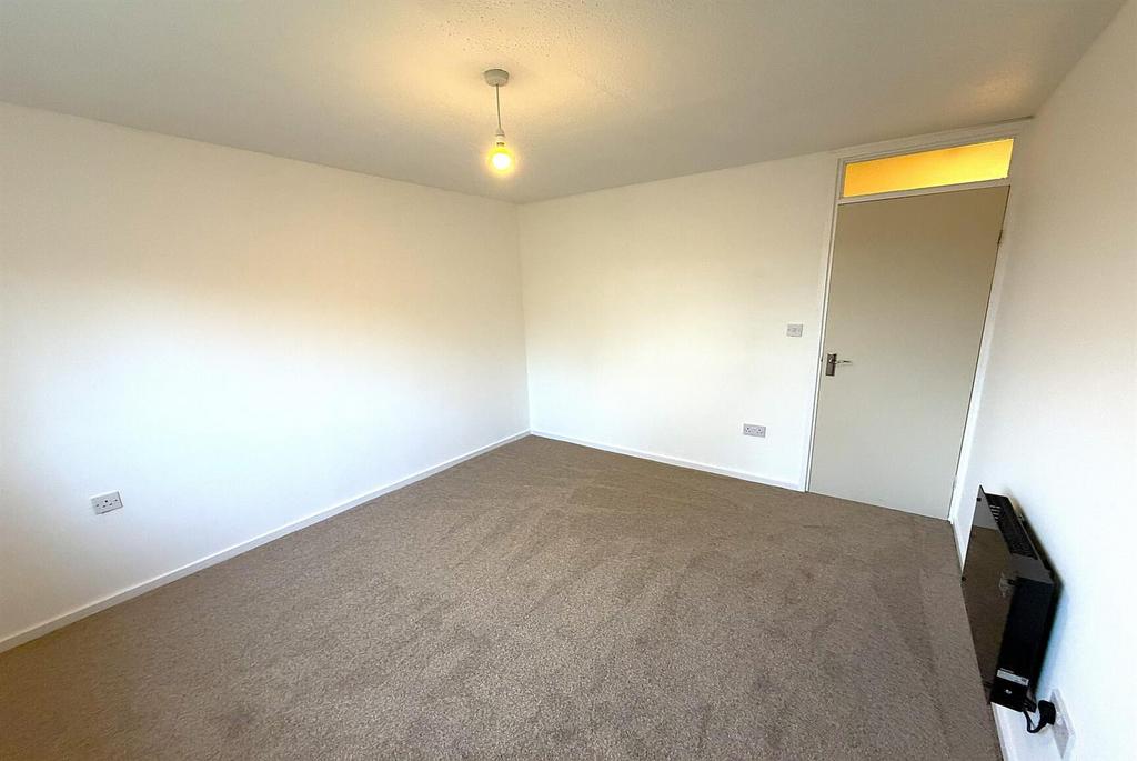 Bedroom 1 2nd.jpg