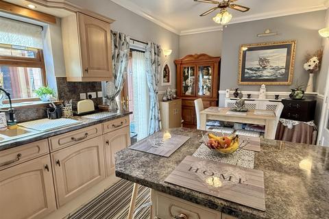 undefined, Victoria Road, Ponthenry, Llanelli