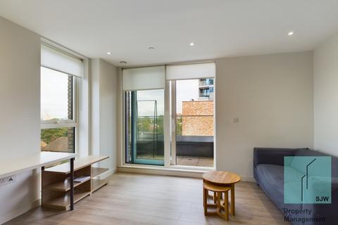 1 bedroom apartment to rent, Newnton Close, London N4