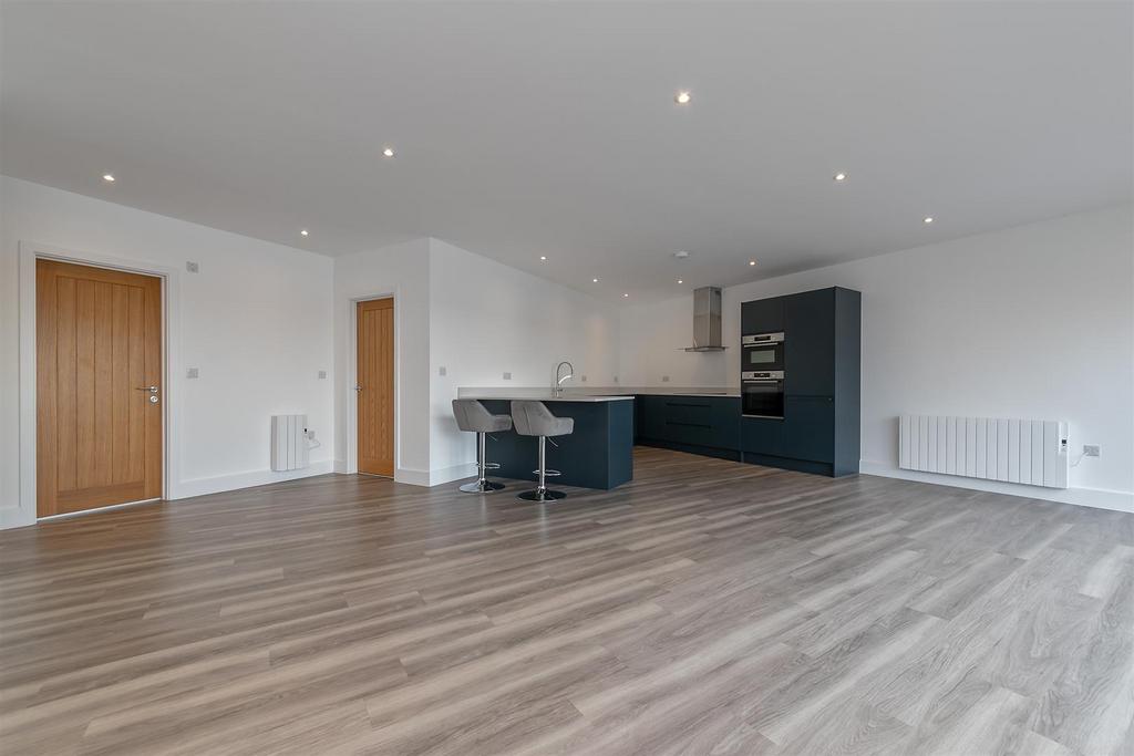 Flat10 114 Ashley Road-8.jpg
