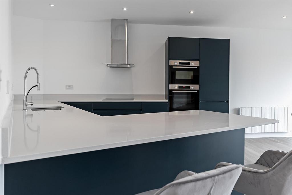 Flat10 114 Ashley Road-18.jpg