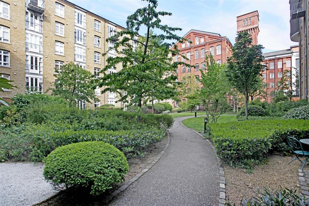 Park East Building, Flat 311 147154 (11).jpg