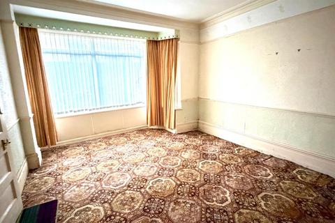 4 bedroom detached house for sale, Penrhyn Avenue, Rhos On Sea, Colwyn Bay
