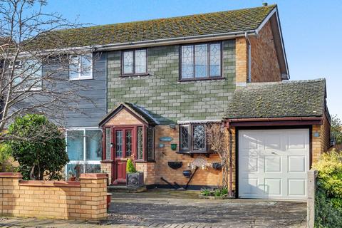 undefined, Kimberley Road, Little Wakering SS3