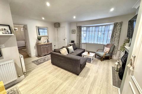 4 bedroom detached bungalow for sale, West Street, Isleham