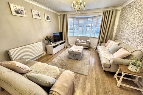 4 bedroom detached bungalow for sale, West Street, Isleham