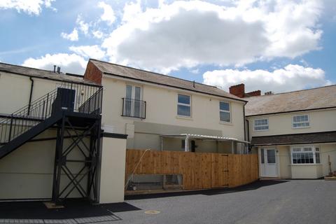 undefined, High Street, Weedon, NN7 4QD