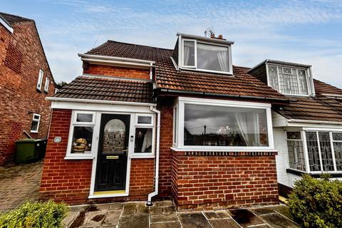 3 bedroom semi-detached house for sale, Spinneyside Gardens, Dunston, Gateshead, Tyne and Wear, NE11 9RJ