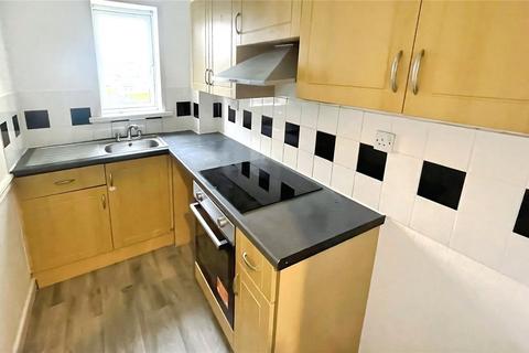 2 bedroom flat to rent, Haslam Road, Devon TQ1