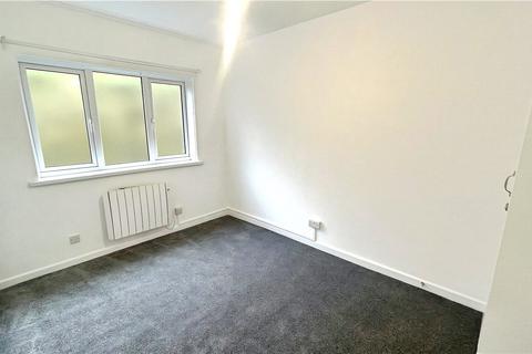 2 bedroom flat to rent, Haslam Road, Devon TQ1