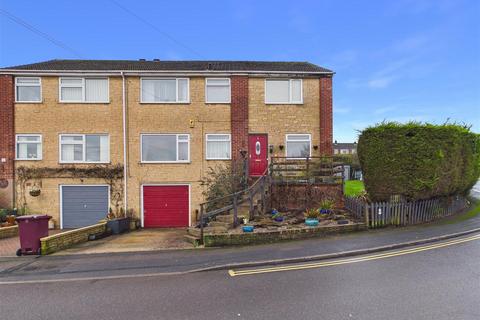4 bedroom semi-detached house for sale, Burns Drive, Dronfield