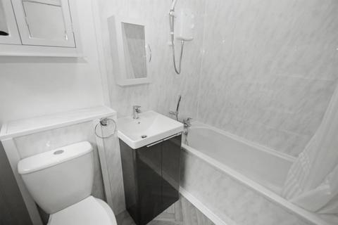 2 bedroom terraced house to rent, Berrys Lane, St. Helens, WA9