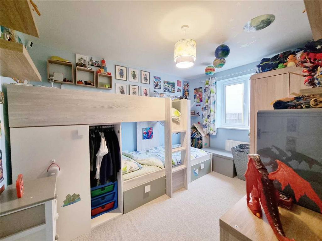 Bedroom 2: