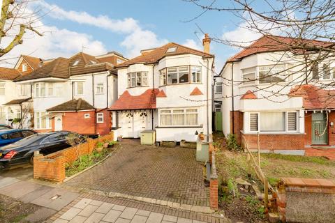 4 bedroom flat for sale, Neeld Crescent, London NW4