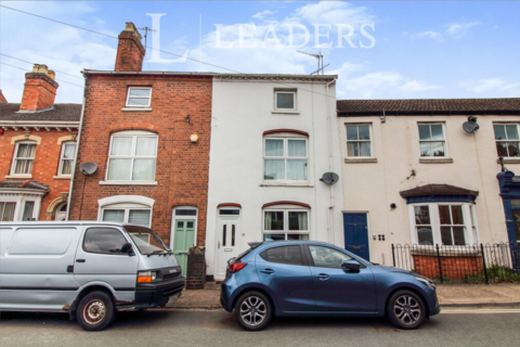 4 bedroom terraced house to rent, Wylds Lane, Worcester, Worcestershire, WR5