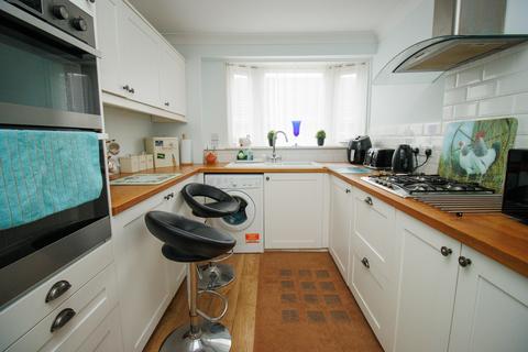 3 bedroom detached bungalow for sale, Wooldale Drive, Filey YO14