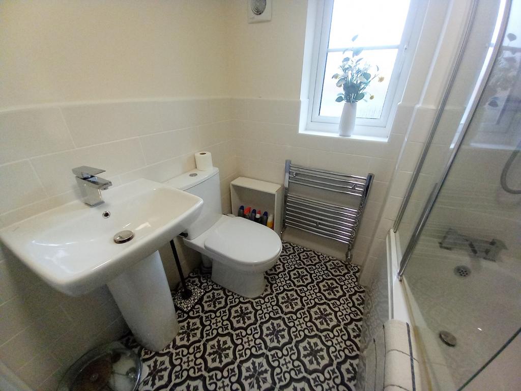 Family bathroom