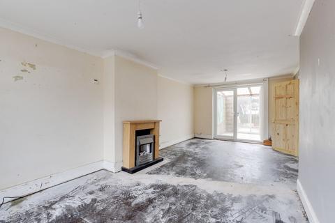 3 bedroom end of terrace house for sale, Graylands Road, Nottingham NG8