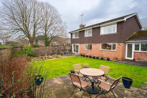 4 bedroom detached house for sale, Elm Drive, Llanellen, Abergavenny, NP7