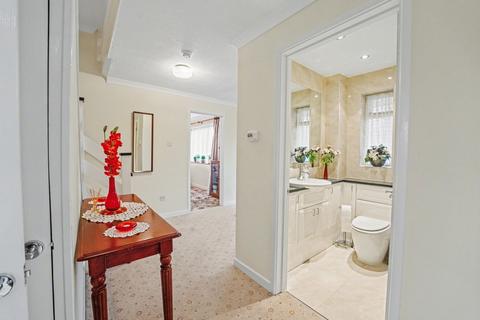 4 bedroom detached house for sale, Elm Drive, Llanellen, Abergavenny, NP7