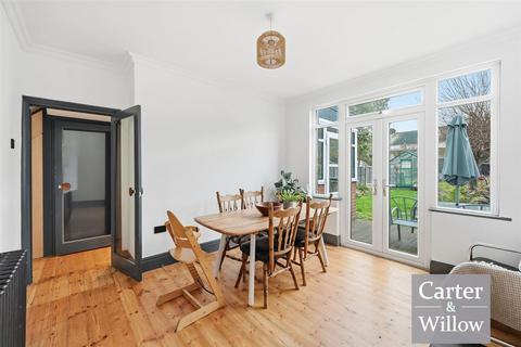 3 bedroom terraced house for sale, Oulton Crescent, Barking, Essex