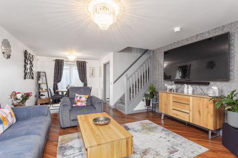 3 bedroom detached house for sale, Crichton's Way, Armadale
