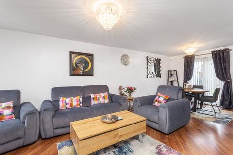 3 bedroom detached house for sale, Crichton's Way, Armadale
