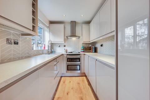 2 bedroom flat for sale, Chelmsford CM2