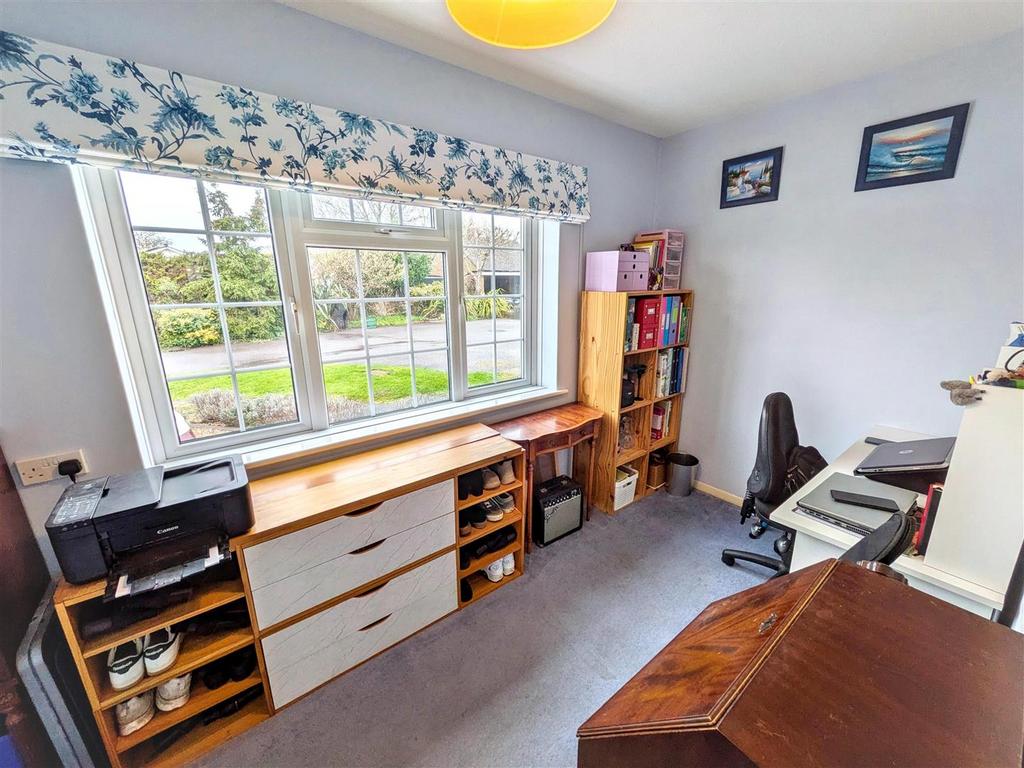 Study / bedroom 4
