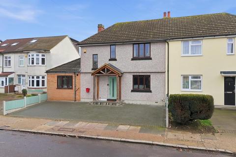 undefined, Park Lane, Hornchurch, RM11