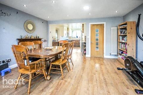 undefined, Whitestone Close, Reading