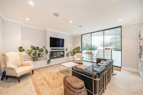 5 bedroom house to rent, Prince Of Wales Road, London NW5