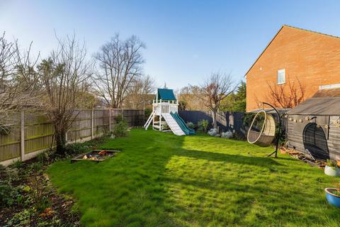 6 bedroom detached house for sale, Tenby Way, St. Neots PE19