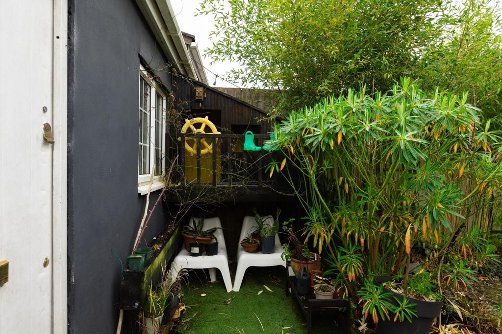 81 Willis Road, BS15 4 SW-32.jpg