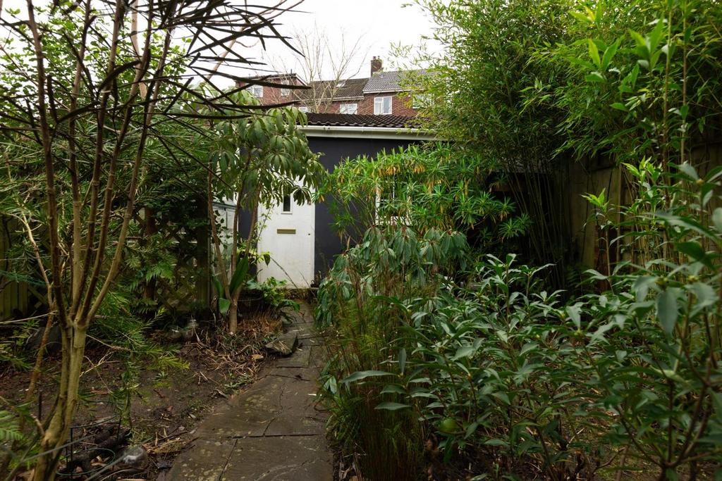 81 Willis Road, BS15 4 SW-33.jpg