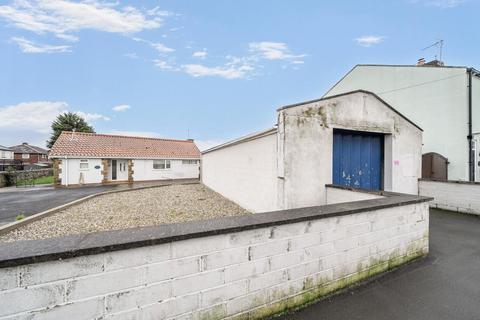 3 bedroom detached house for sale, Great North Road, Fairburn, Knottingley
