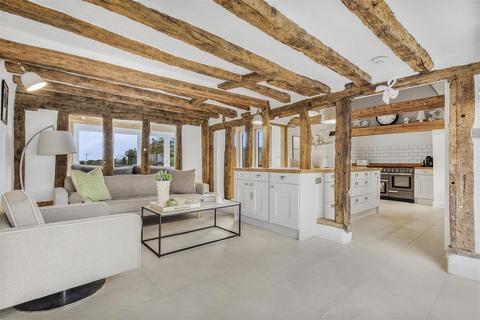 4 bedroom detached house for sale, The Broadway, Dunmow