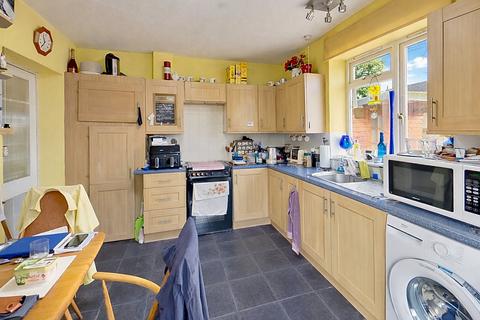 2 bedroom detached bungalow for sale, Citroen Close, Herne Bay, CT6 8AB