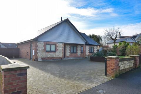 3 bedroom detached bungalow for sale, BINSTEAD VILLAGE OUTSKIRTS