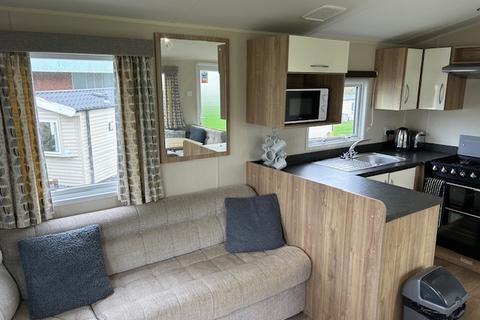 undefined, Porth, Newquay TR8