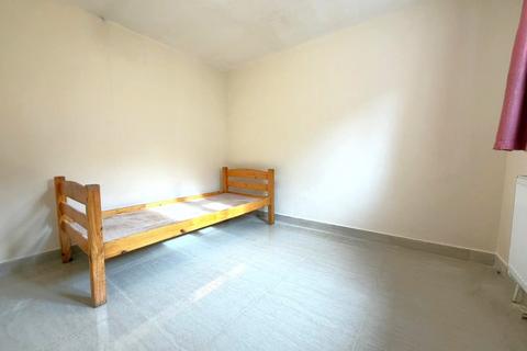 1 bedroom flat to rent, Bowrons Avenue, Wembley HA0