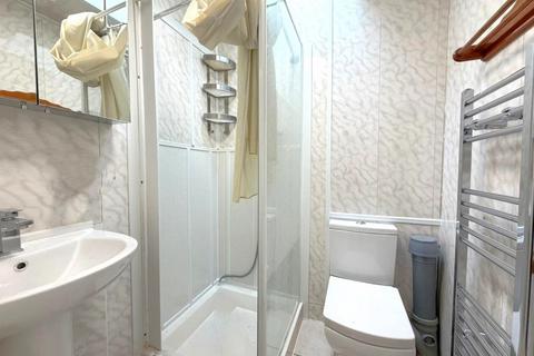 1 bedroom flat to rent, Bowrons Avenue, Wembley HA0