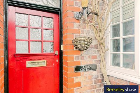 3 bedroom terraced house for sale, School Road, Hightown, Liverpool
