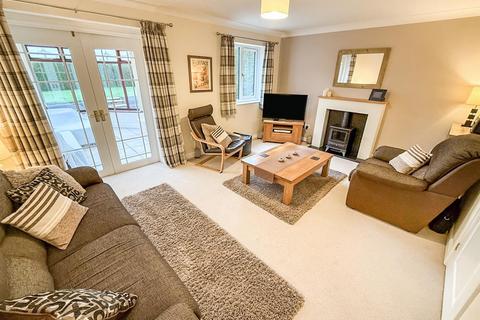 3 bedroom detached house for sale, Rosehill Avenue, Whittington