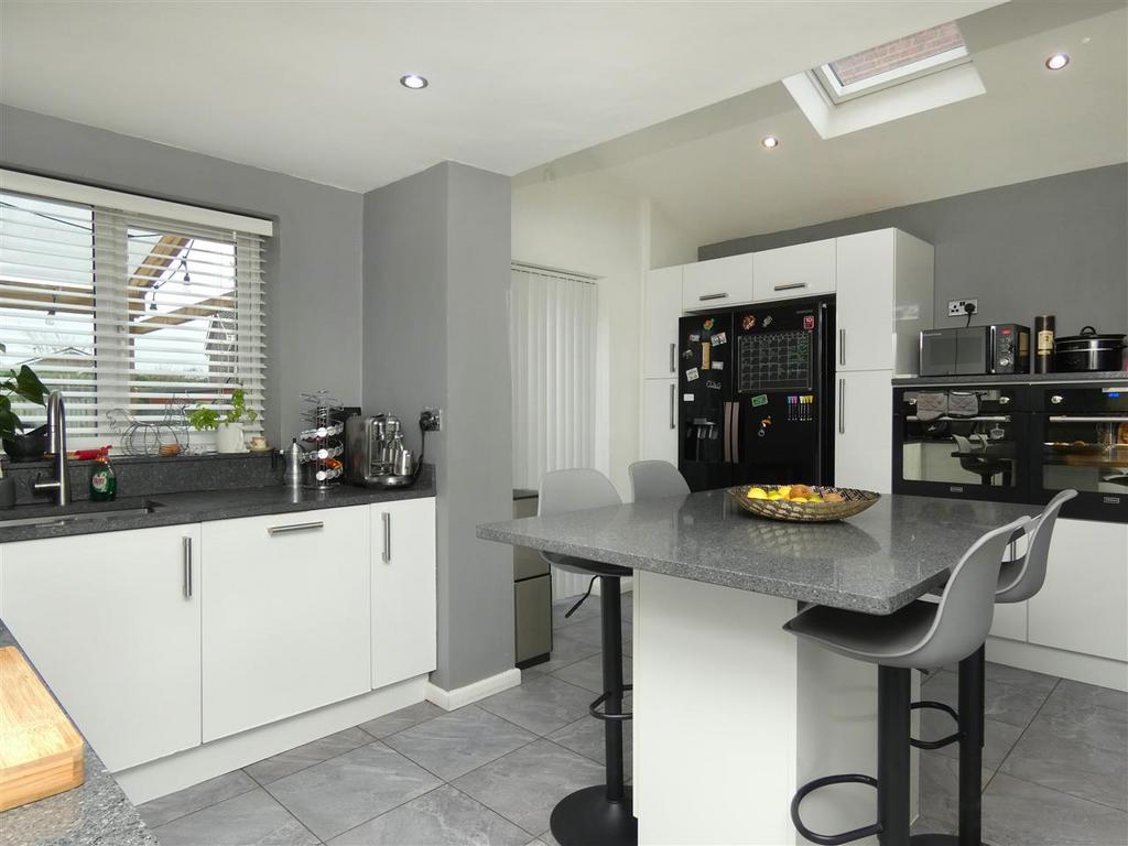 Breakfast Kitchen